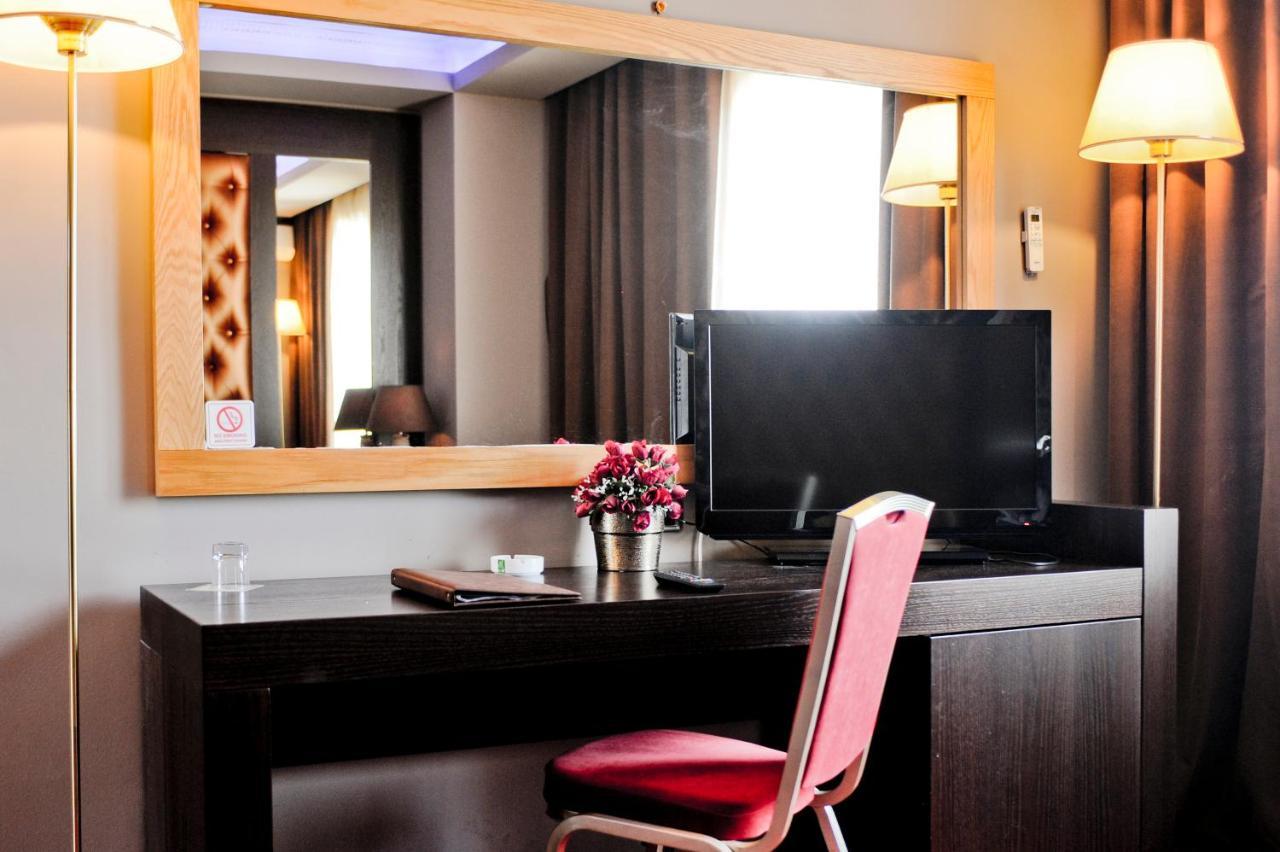 Hotel Doro City Тирана Екстериор снимка