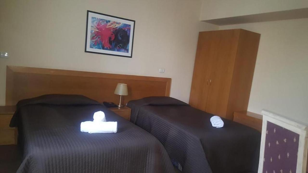 Hotel Doro City Тирана Екстериор снимка
