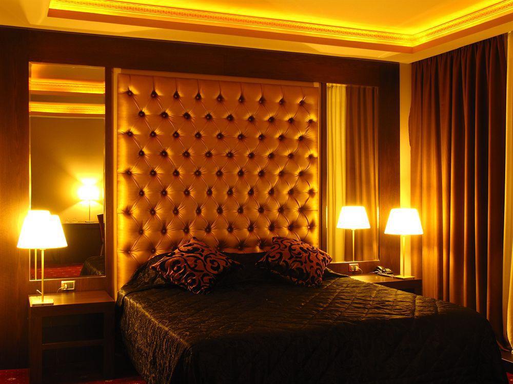 Hotel Doro City Тирана Екстериор снимка