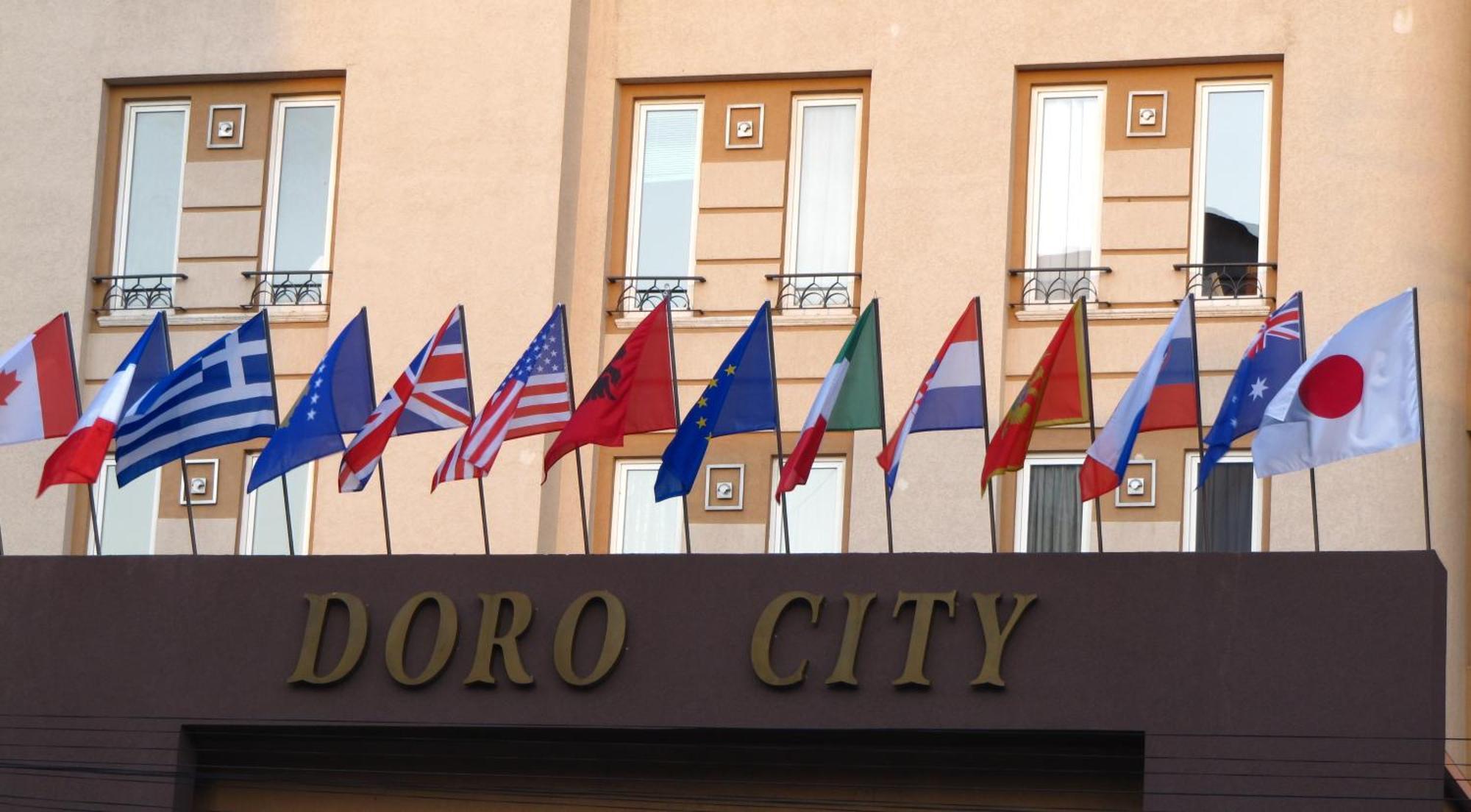 Hotel Doro City Тирана Екстериор снимка