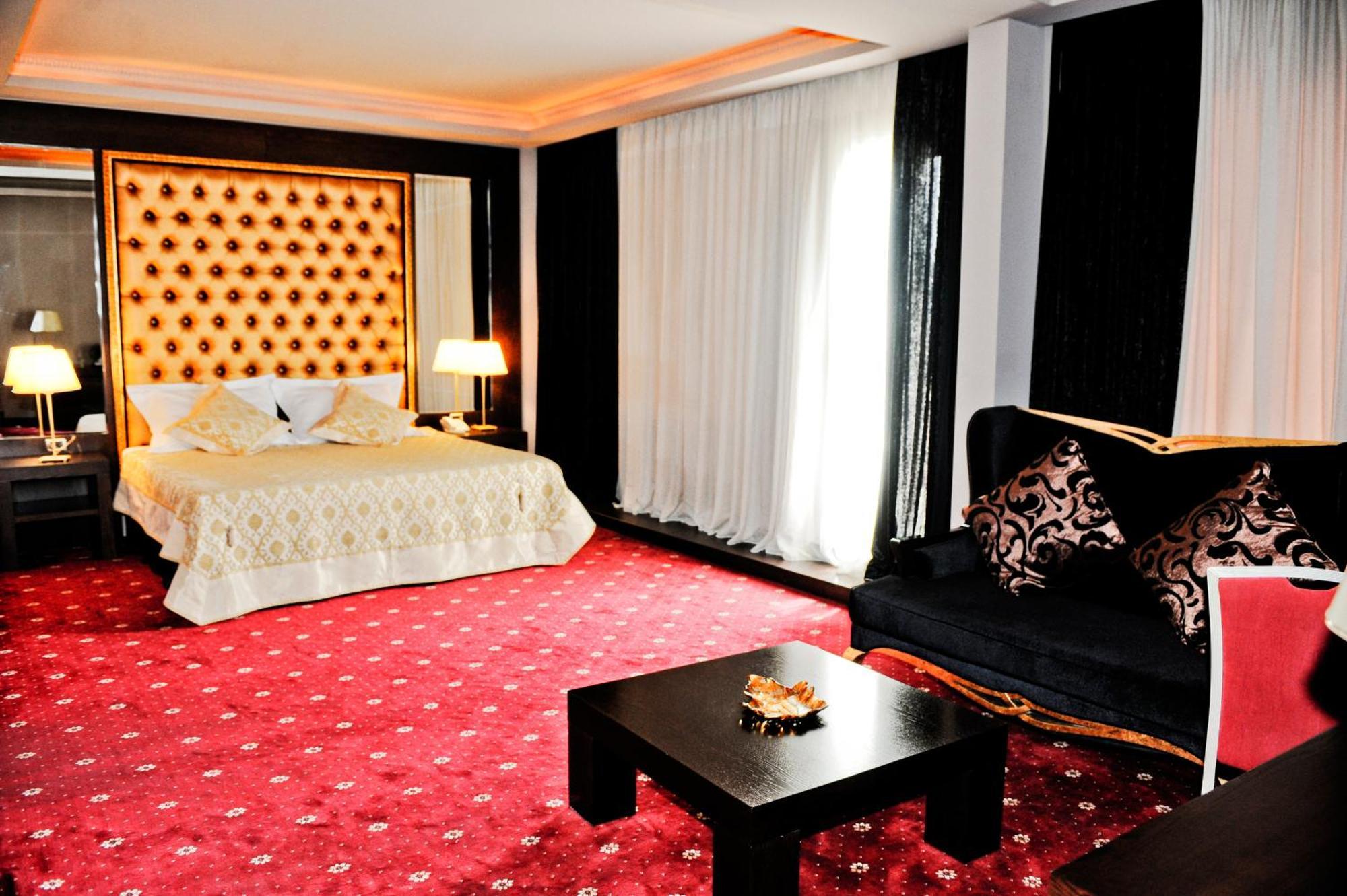 Hotel Doro City Тирана Екстериор снимка