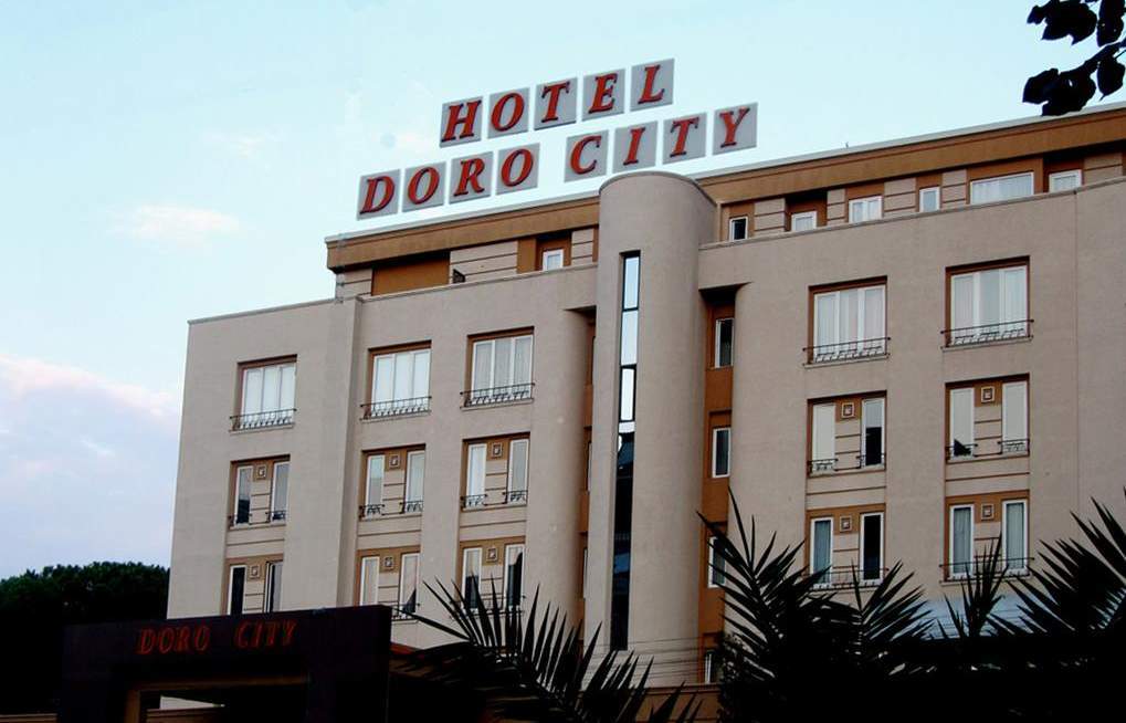 Hotel Doro City Тирана Екстериор снимка