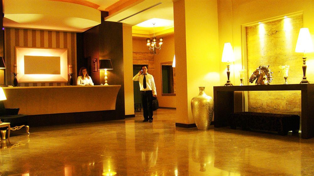 Hotel Doro City Тирана Екстериор снимка