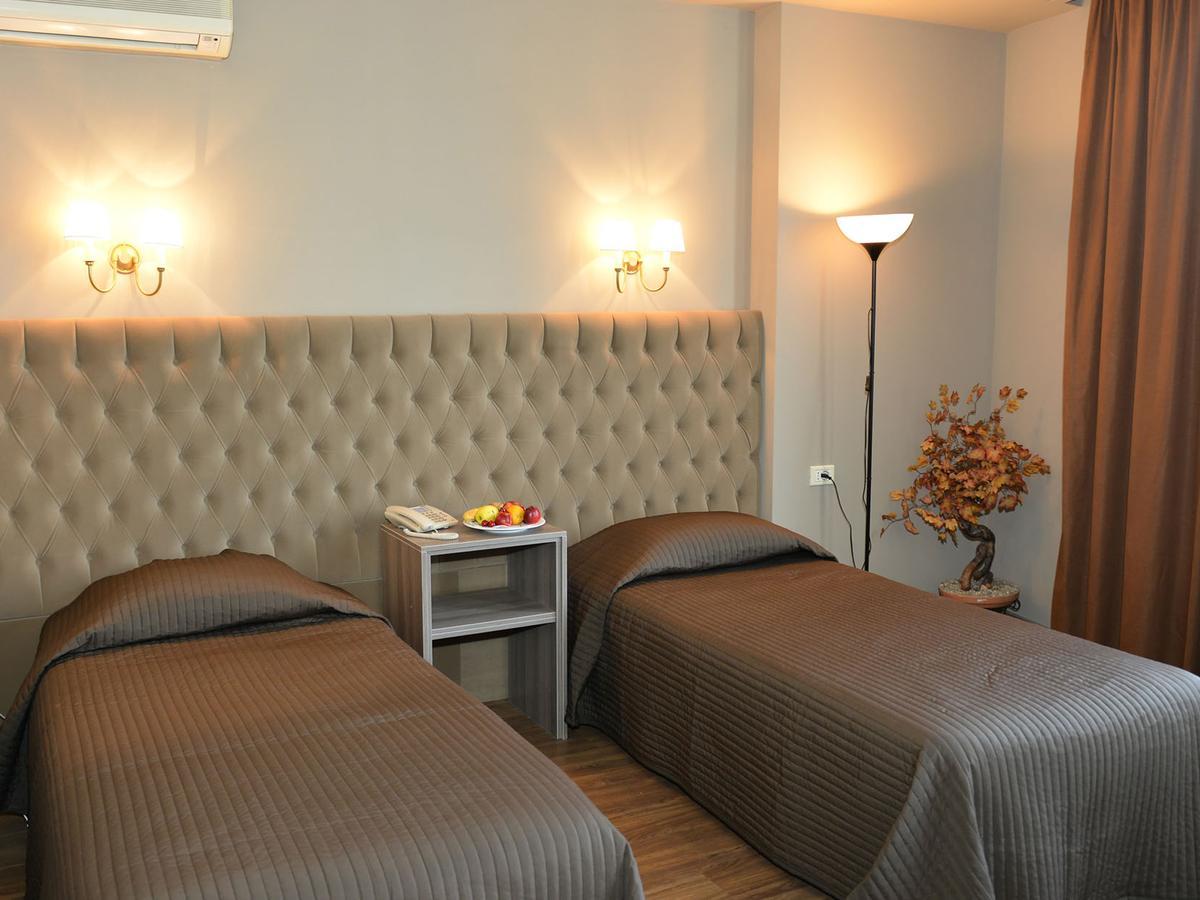 Hotel Doro City Тирана Екстериор снимка