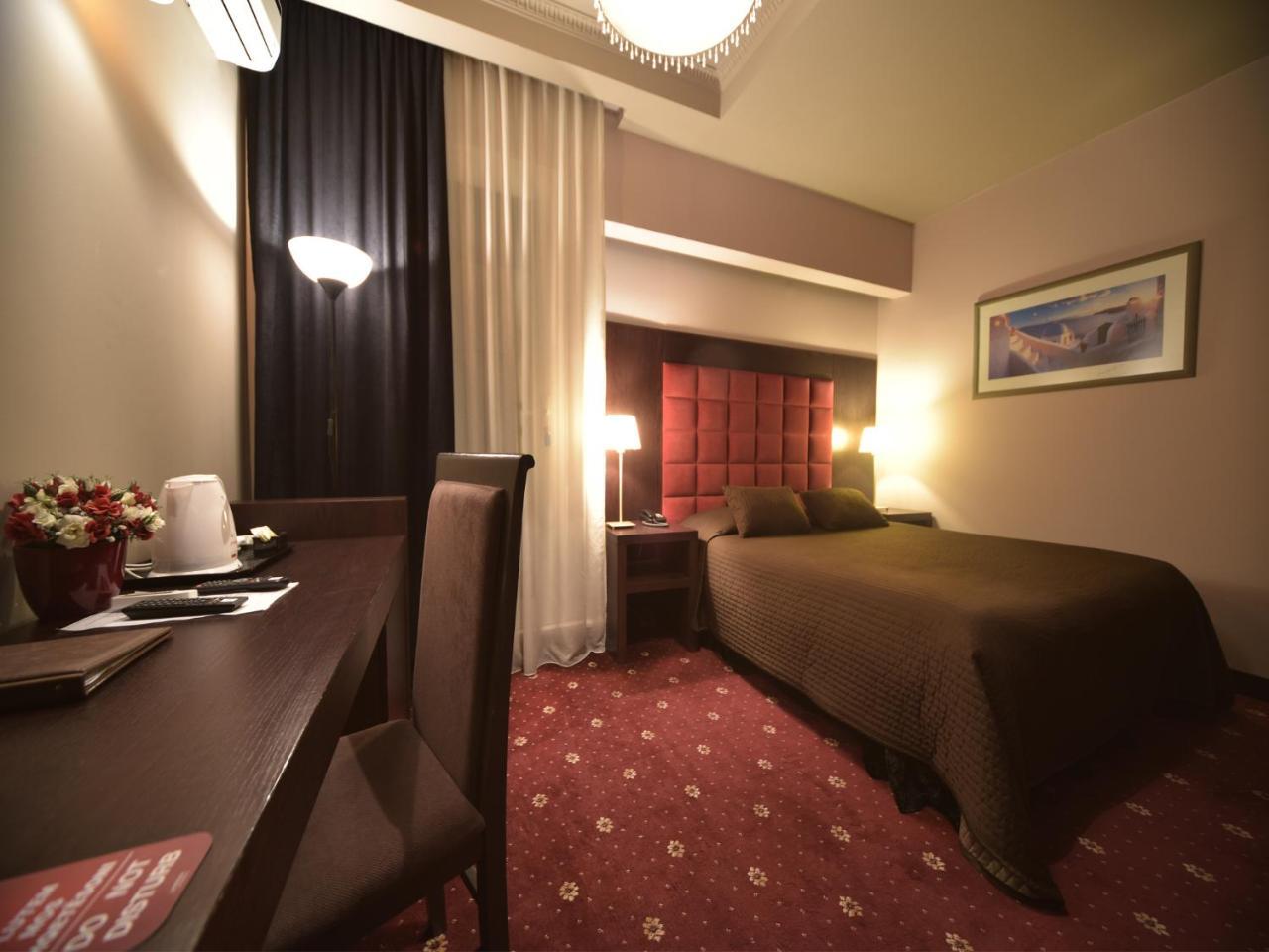 Hotel Doro City Тирана Екстериор снимка